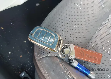 2020 Hyundai Elantra Value Edition z USA, uszkodzony, nr VIN KMHD84LF5LU950459